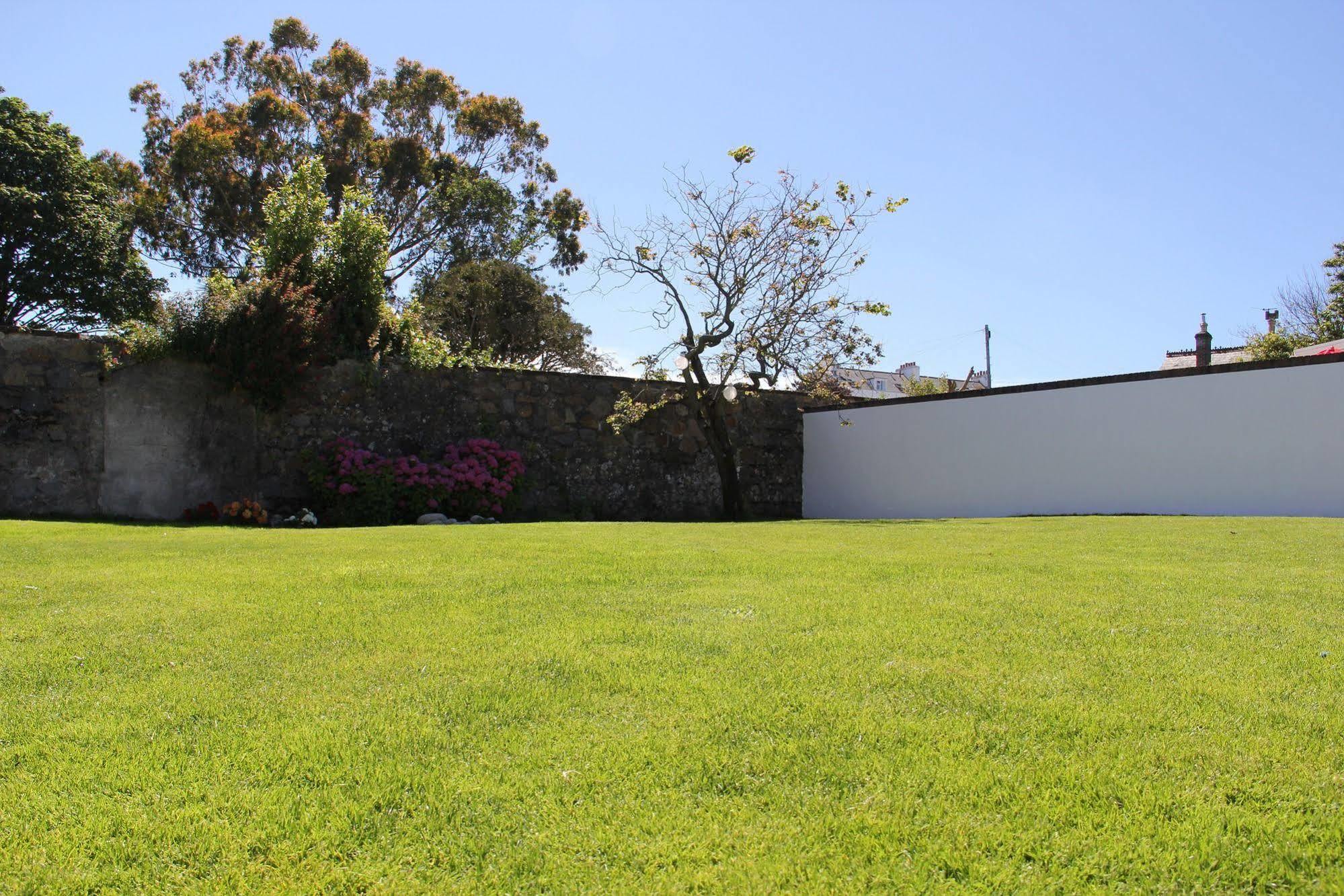 Saint Peter Port Abbey Court Hotel מראה חיצוני תמונה